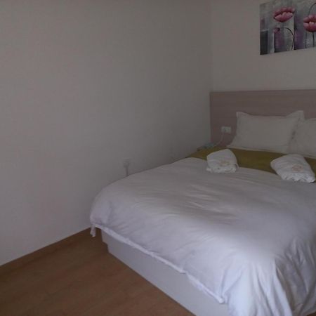 Asuka Apartmani 飞鸟客 Surčin Szoba fotó