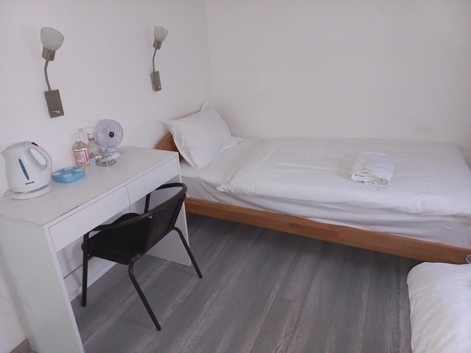 Asuka Apartmani 飞鸟客 Surčin Szoba fotó
